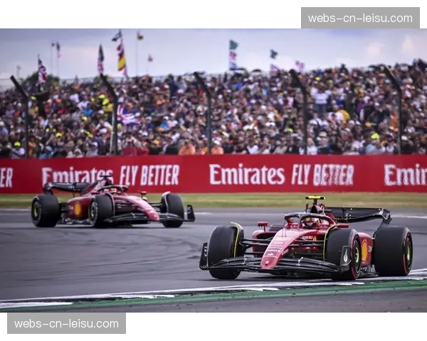 “环加泰罗尼亚车队总成绩冠军：移动之星车队”