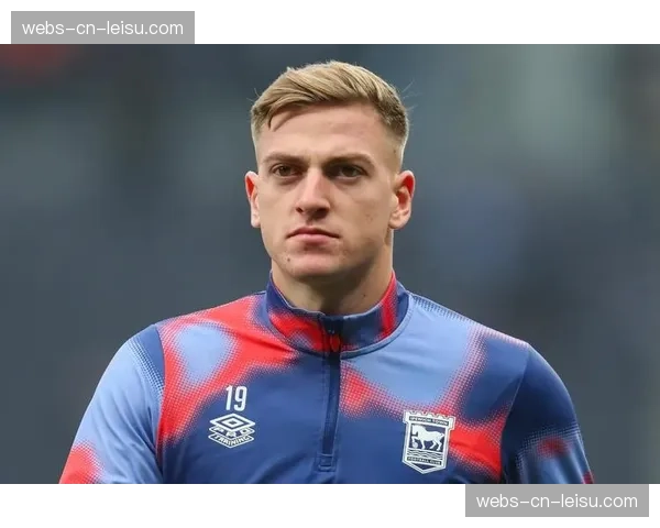 切尔西前锋德拉普42次出场仅入3球，俱乐部愿听取今夏报价