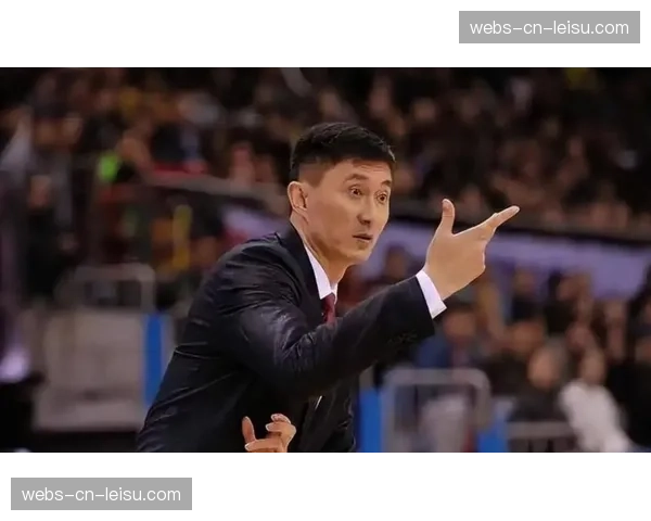 杜锋直言下半场体能崩盘、防守轮转混乱是输球主因 杜锋直言下半场体能崩盘、防守轮转混乱是输球主因